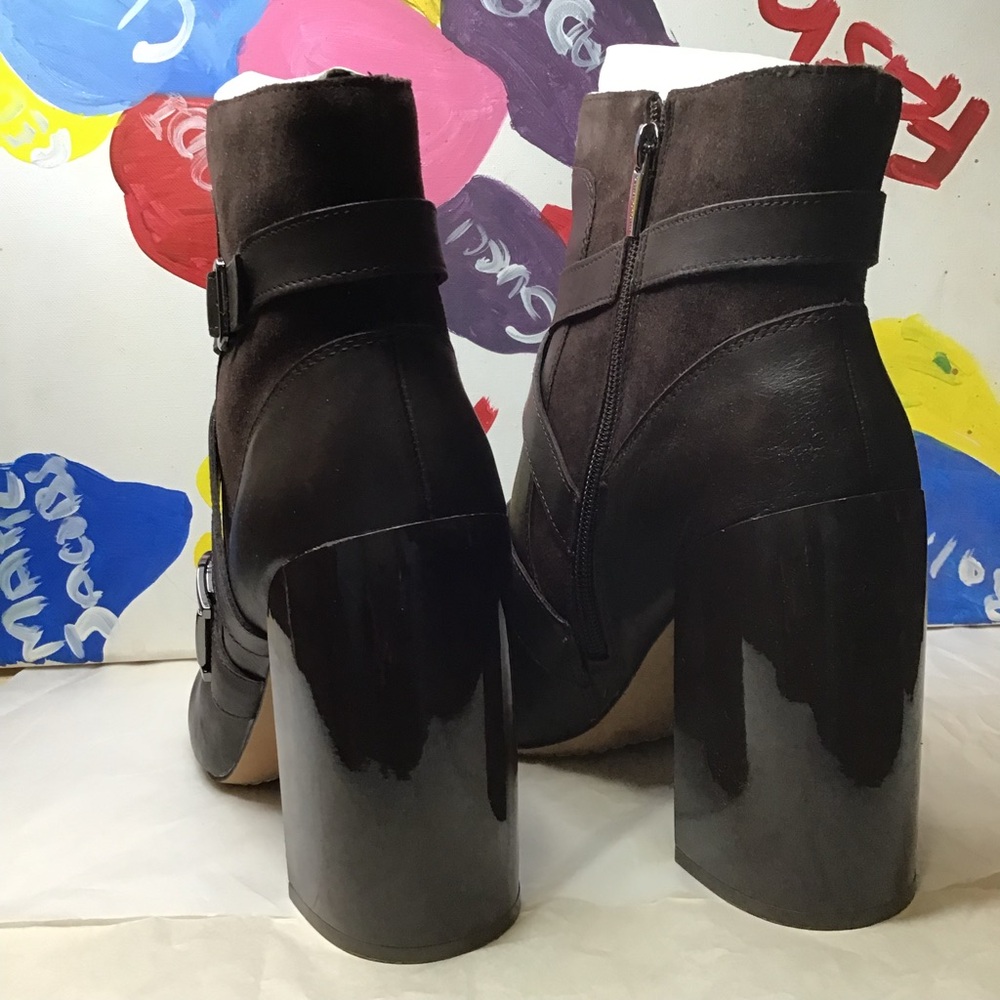 Vince Camuto Women's Brown Ankle Boots Size 12M - Picture 4 of 4